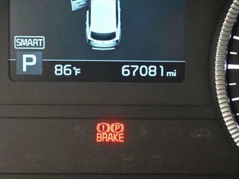 Used 2021 Kia Telluride LX image 30