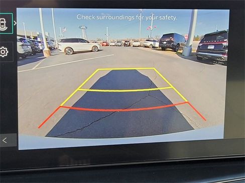 Used 2025 Kia Sorento EX w/ Panoramic Sunroof Package image 21