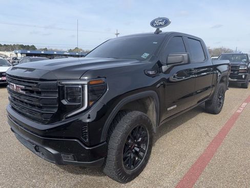 Used 2023 GMC Sierra 1500 Elevation image 3