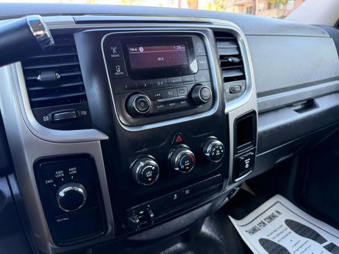 Used 2018 RAM 3500 SLT AWD/4WD image 23