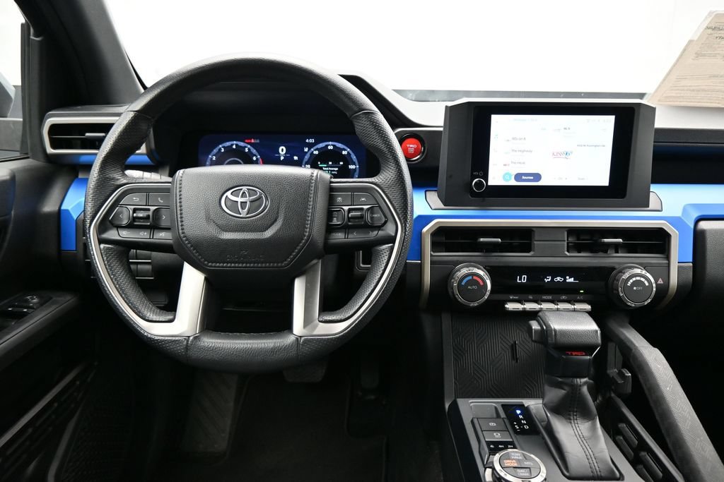 Used 2025 Toyota Tacoma TRD Off-Road AWD/4WD image 15