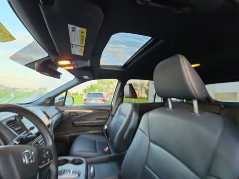 Used 2023 Honda Passport EX-L image 14
