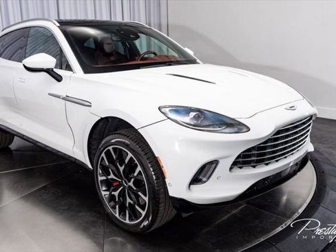Used 2021 Aston Martin DBX AWD/4WD image 3