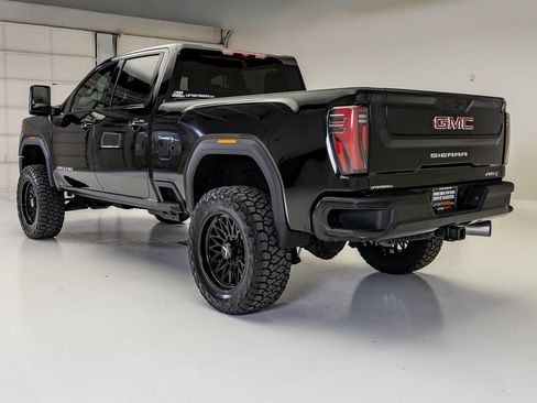 Used 2026 GMC Sierra 2500 AT4 AWD/4WD image 7