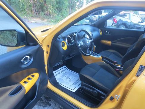 Used 2016 Nissan Juke SV image 7