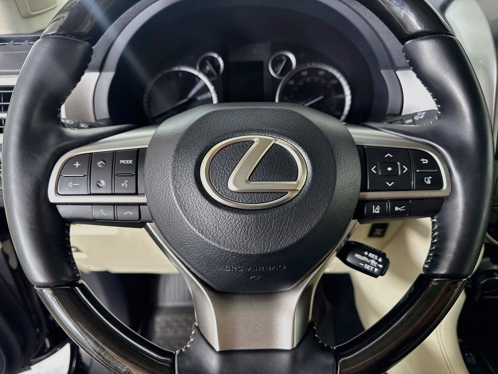 Used 2023 Lexus GX 460 Premium AWD/4WD image 17