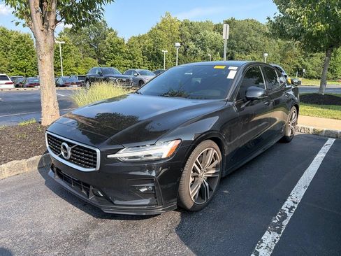 Used 2020 Volvo S60 T6 R-Design AWD/4WD image 1