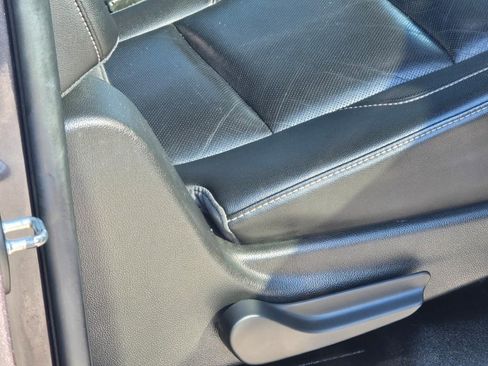 Used 2016 Chevrolet Suburban LTZ image 11