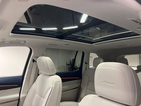 New 2026 Buick Enclave Avenir w/ Super Cruise Package image 13