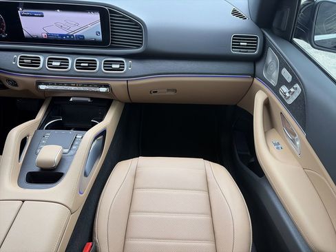 Used 2025 Mercedes-Benz GLE 350 4MATIC image 17