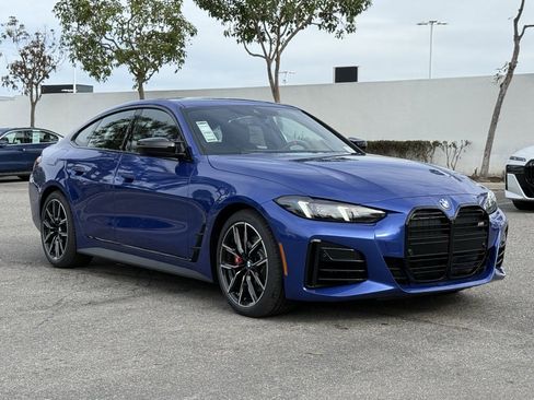 New 2026 BMW M440i w/ Parking Assistance Package image 5