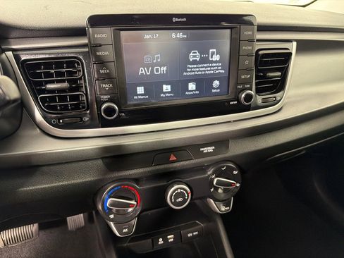 Used 2019 Kia Rio S image 12