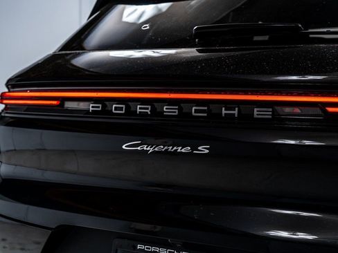 New 2026 Porsche Cayenne S image 14