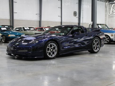 Used 2000 Chevrolet Corvette Coupe image 22