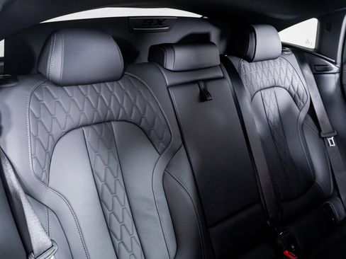 Used 2024 BMW X6 M60i image 32