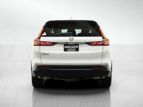 Used 2025 Honda CR-V EX image 4