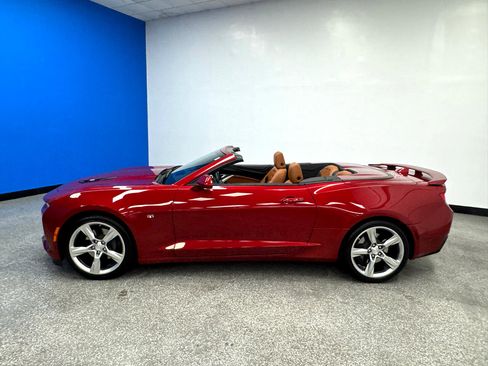 Used 2017 Chevrolet Camaro SS image 5