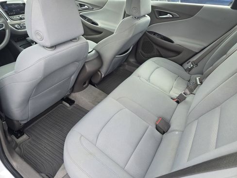 Used 2023 Chevrolet Malibu LS w/ Driver Confidence Package FWD image 12