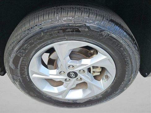 Used 2024 Hyundai Tucson SE FWD image 22