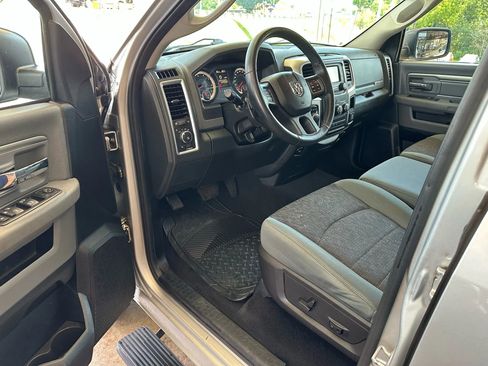 Used 2016 RAM 1500 Big Horn image 7