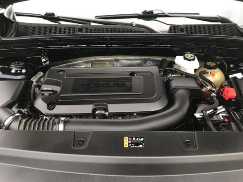 Used 2021 Buick Envision Essence w/ Technology Package I AWD/4WD image 22