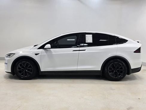 Used 2022 Tesla Model X Plaid AWD/4WD image 3