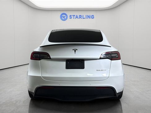 Used 2022 Tesla Model Y Performance image 10