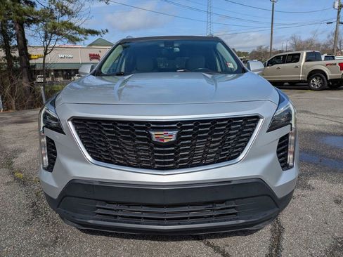 Used 2019 Cadillac XT4 Luxury w/ Cold Weather Package image 8
