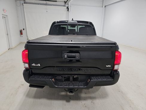 Used 2023 Toyota Tacoma SR image 4