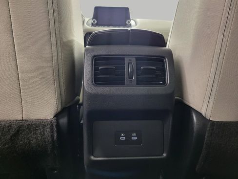 Used 2025 Nissan Rogue SV image 23