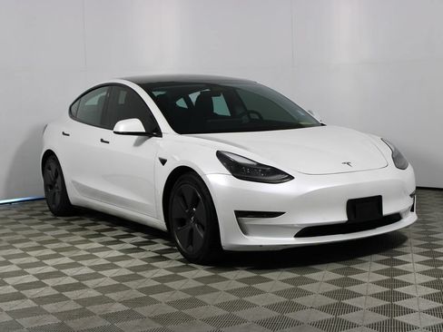 Used 2021 Tesla Model 3 Standard Range Plus RWD image 20