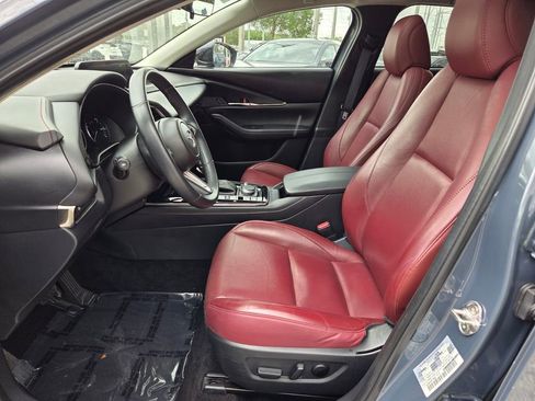 Certified 2025 MAZDA CX-30 AWD 2.5 S w/ Preferred Package image 4