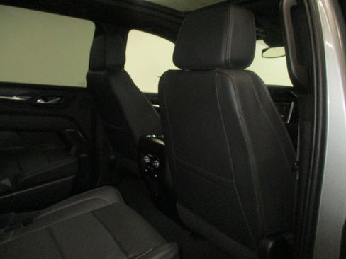 Certified 2023 GMC Yukon XL Denali AWD/4WD image 19