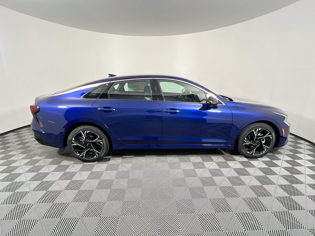 New 2026 Kia K5 GT-Line FWD image 2