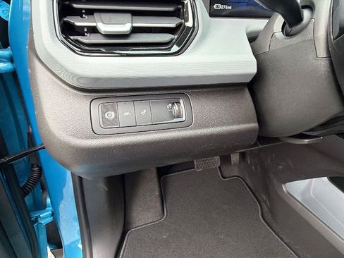 New 2027 Chevrolet Bolt LT w/ Comfort Package FWD image 18