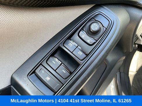 Used 2019 Subaru Crosstrek 2.0i Premium w/ Moonroof Package AWD/4WD image 24
