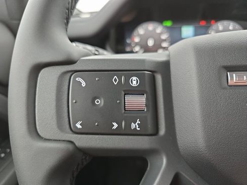 Certified 2025 Land Rover Defender 130 S image 17