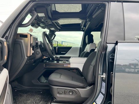 New 2025 GMC Hummer EV 2X image 25