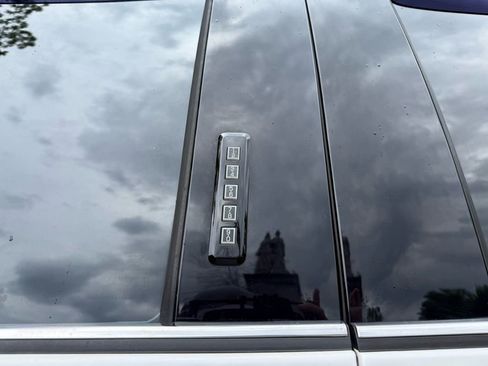 Used 2017 Ford F250 King Ranch w/ King Ranch Ultimate Package AWD/4WD image 16