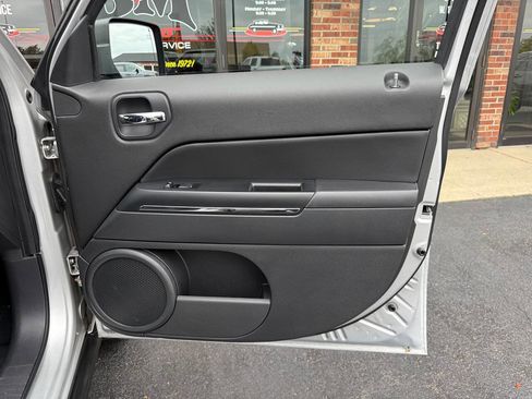 Used 2011 Jeep Patriot Latitude image 21