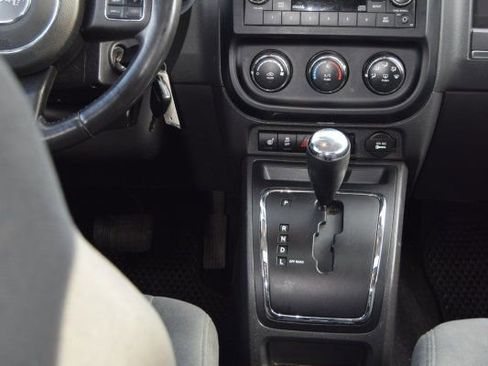 Used 2013 Jeep Compass Latitude w/ Sun/Sound Group image 26