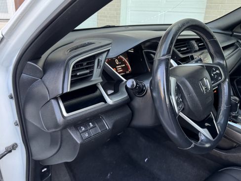 Used 2021 Honda Civic Sport image 18