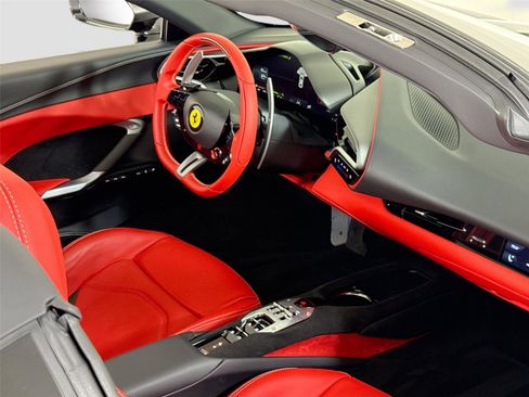 Used 2025 Ferrari 296 GTS image 30