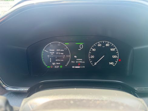 Certified 2025 Honda CR-V Sport image 15