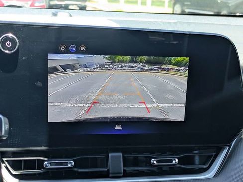 Used 2025 Chevrolet Equinox LT FWD image 20