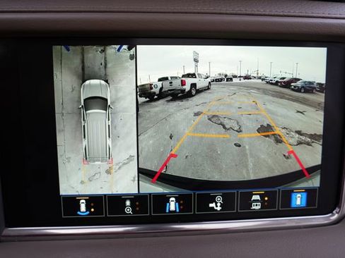 Used 2023 GMC Yukon XL Denali w/ Max Trailering Package image 27