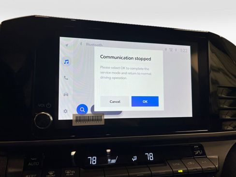 Used 2025 Toyota Camry LE image 20