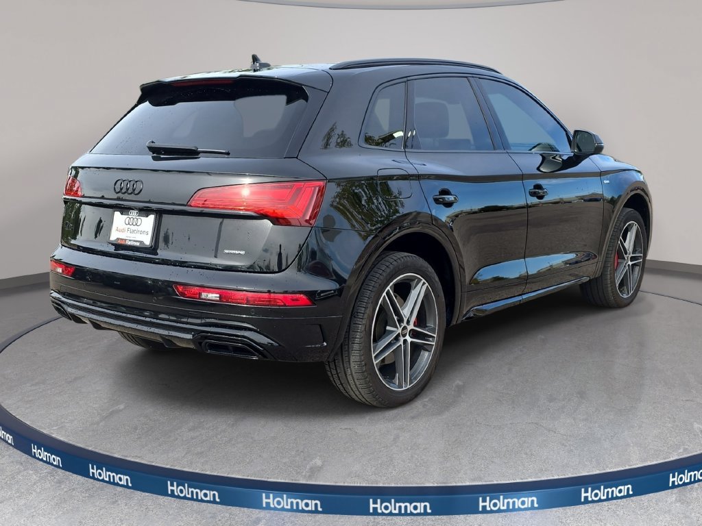 Certified 2024 Audi Q5 e Premium Plus w/ Premium Plus Package AWD/4WD image 6