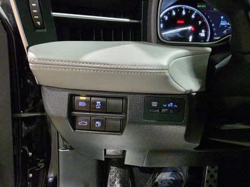 Used 2019 Toyota Avalon XSE w/ All Weather Liner Package FWD image 34