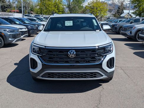 New 2026 Volkswagen Atlas Cross Sport SE AWD/4WD image 11